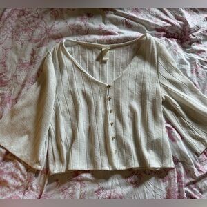 H&M white  butterfly/flare sleeve top with button details